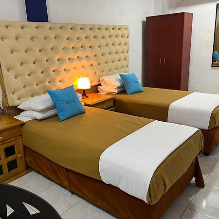 Oasis Wings Hotel Mannar Buitenkant foto