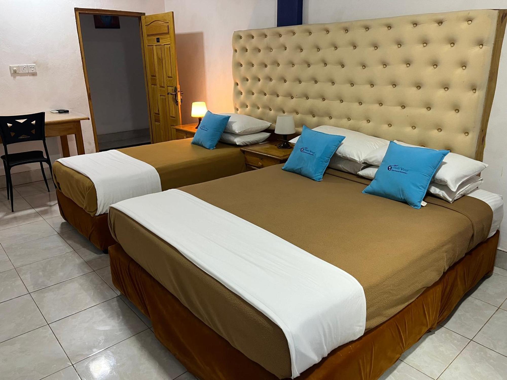 Oasis Wings Hotel Mannar Buitenkant foto