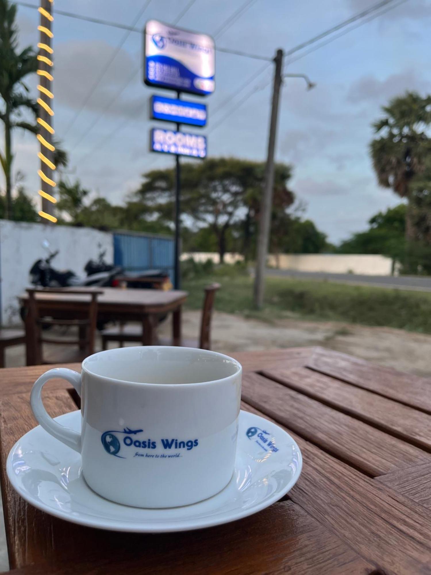 Oasis Wings Hotel Mannar Buitenkant foto