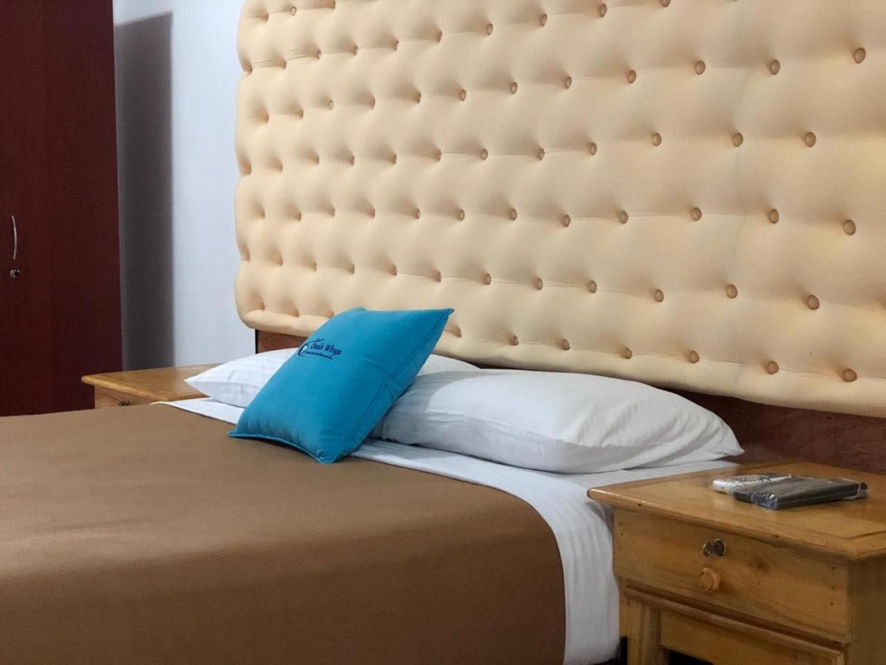 Oasis Wings Hotel Mannar Buitenkant foto